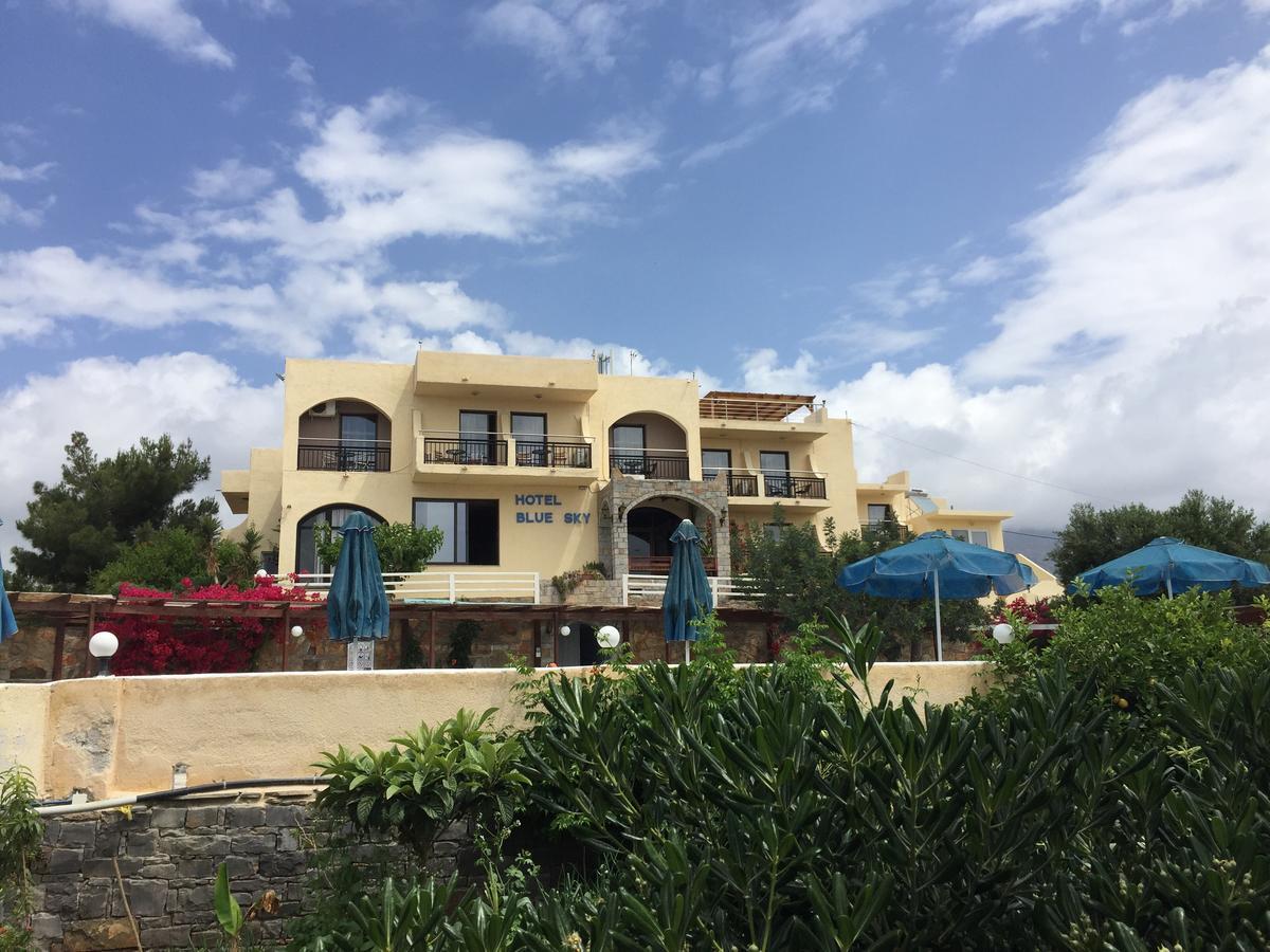 Blue Sky Hotel 考特索纳里 外观 照片