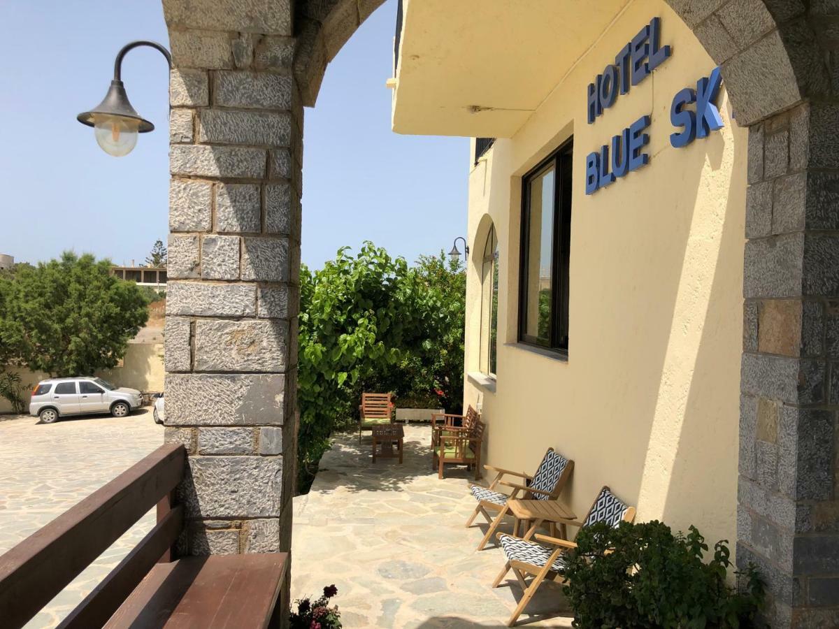 Blue Sky Hotel 考特索纳里 外观 照片