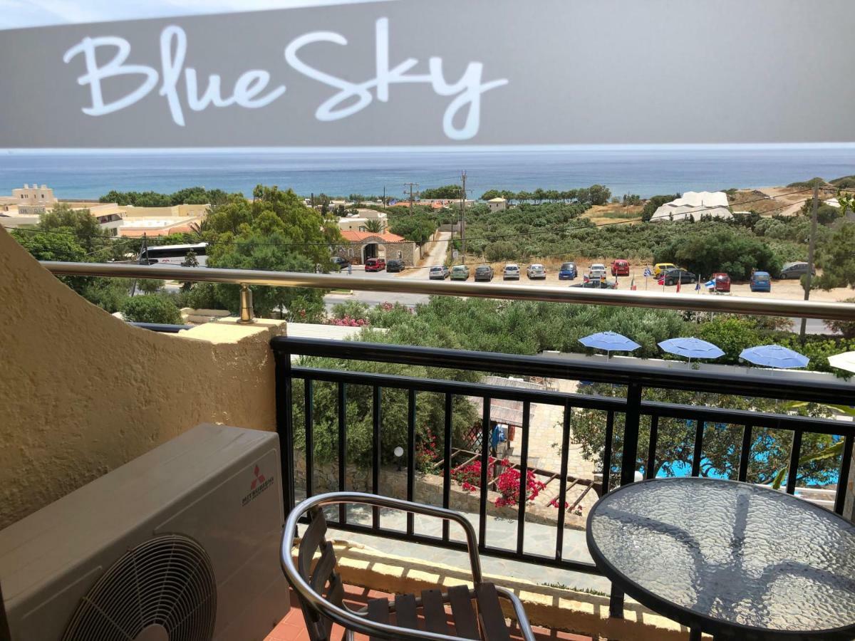 Blue Sky Hotel 考特索纳里 外观 照片